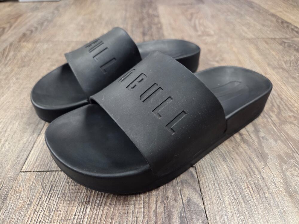 NoBull Recovery Slides Solid Black Sandals Shoes Men's size 5 or Women's 6.5